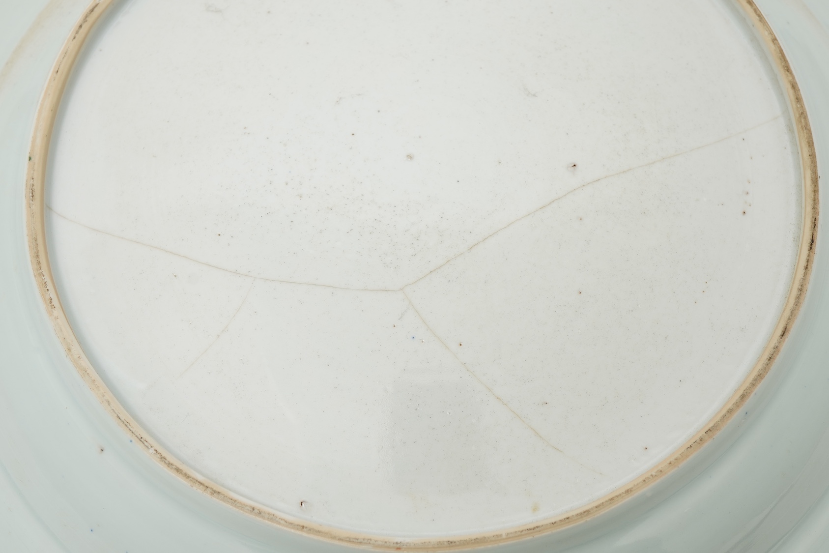 A Chinese famille rose octagonal dish, Qianlong period